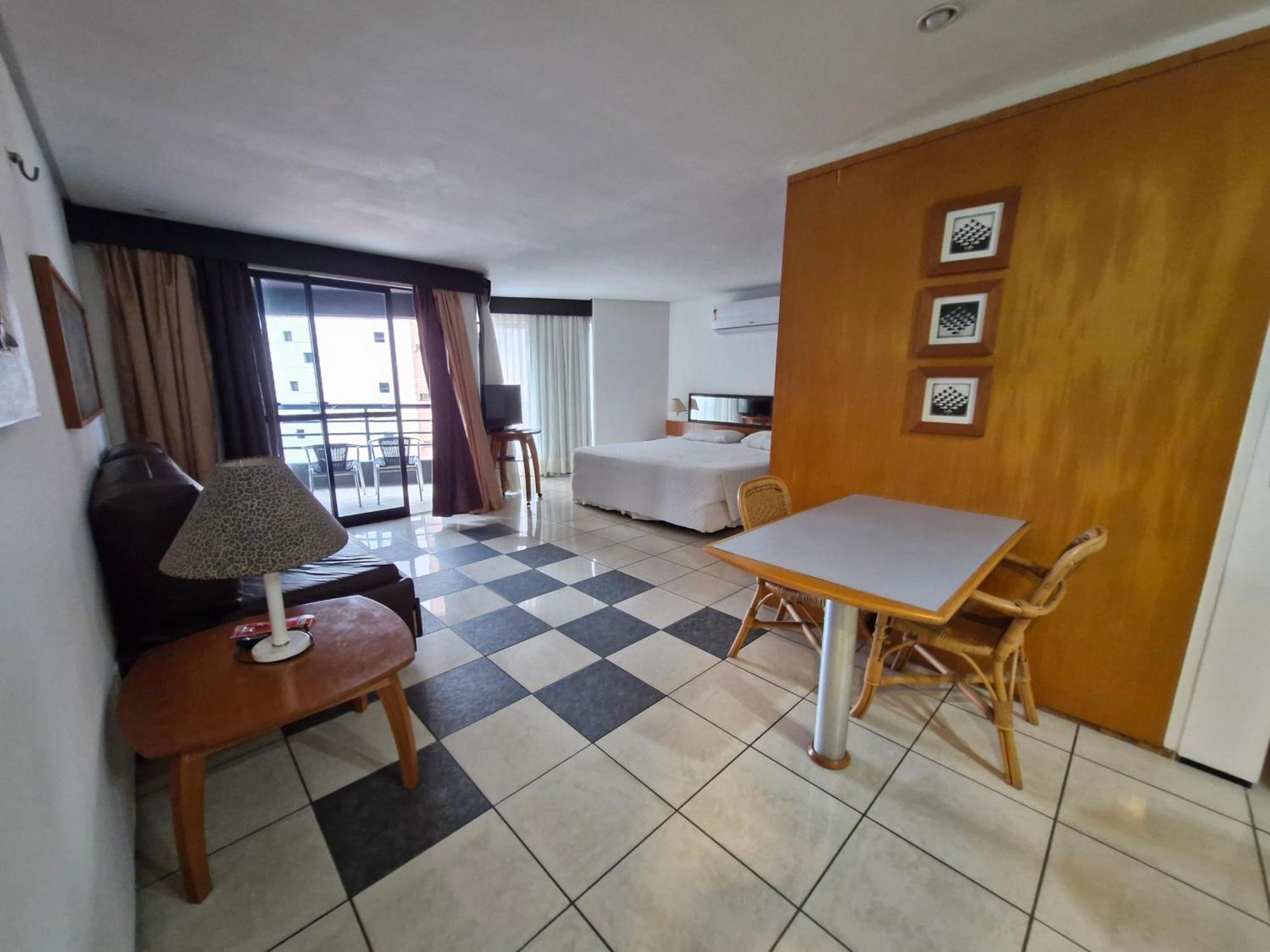 Hotel Iate Plaza - Flat 312 Particular